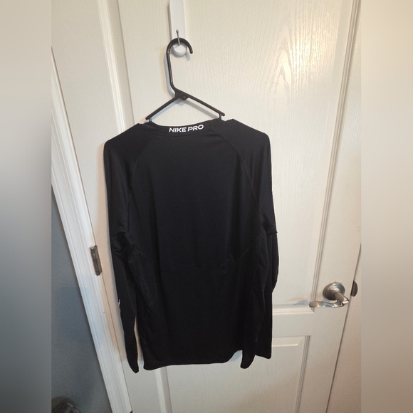 Mens Nike Black Long Sleeve Dri Fit  with White Swoosh - Picture 6 of 6